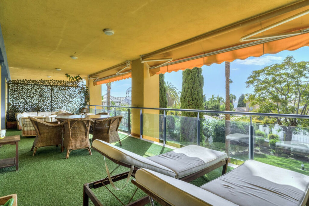 Middle Floor Apartment Bahía de Marbella Málaga