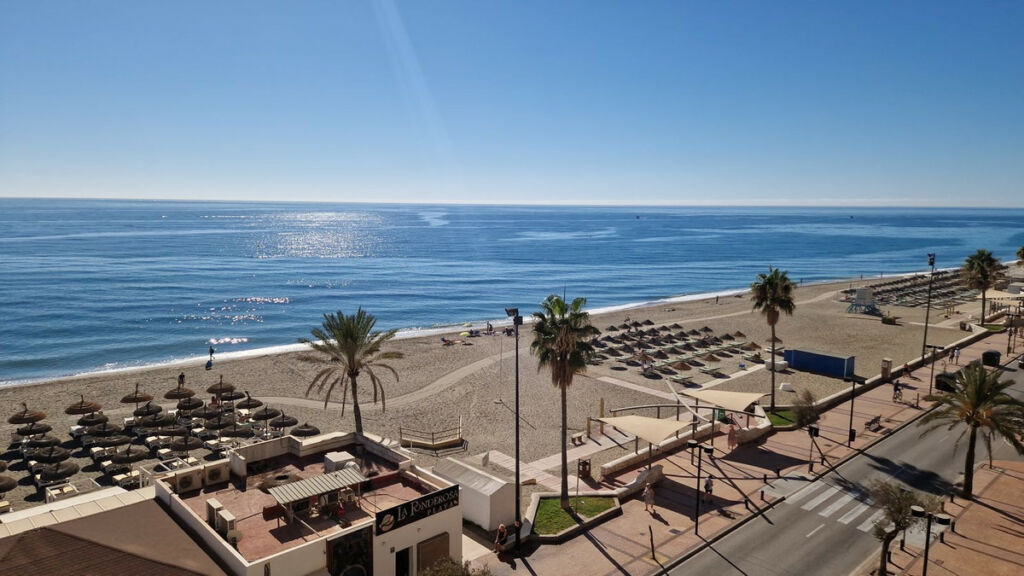 Middle Floor Apartment Fuengirola Málaga