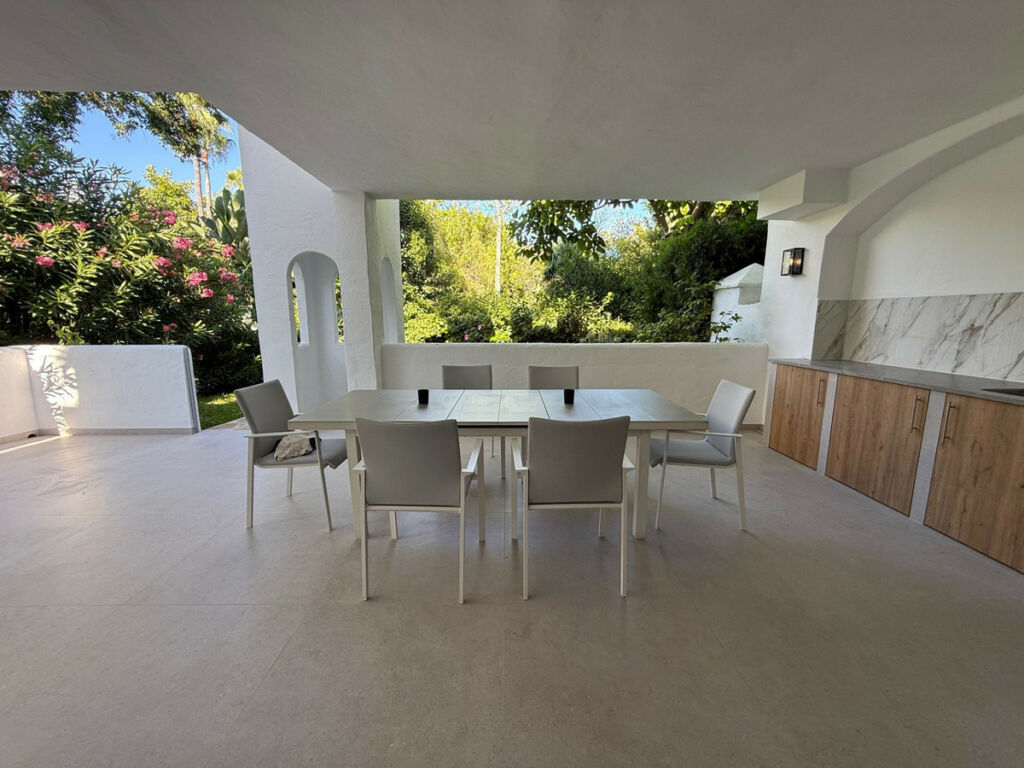 Ground Floor Apartment Estepona Málaga