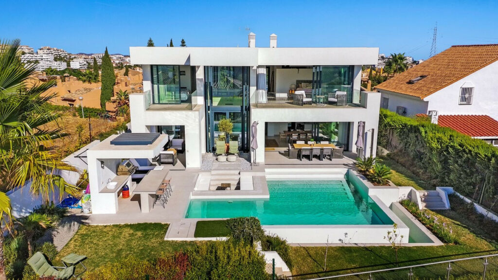 Detached Villa Riviera del Sol Málaga