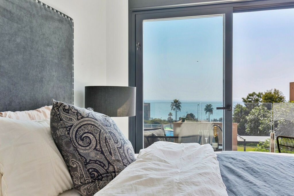 Townhouse Fuengirola Málaga - image 2