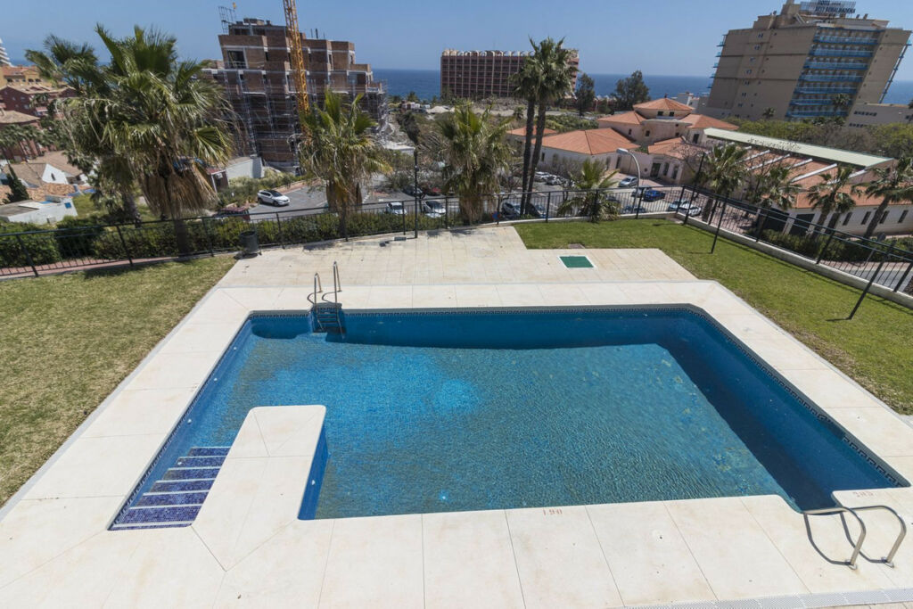 Middle Floor Apartment Benalmadena Málaga