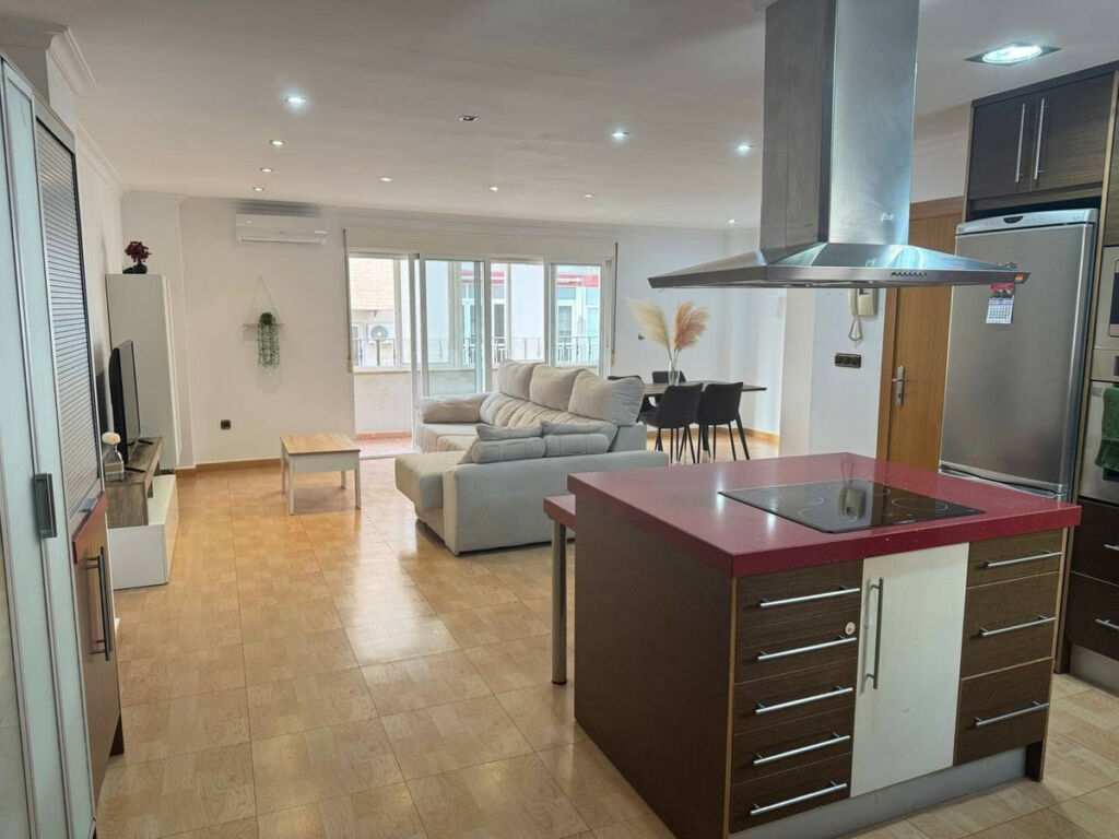 Middle Floor Apartment Torrevieja Alicante