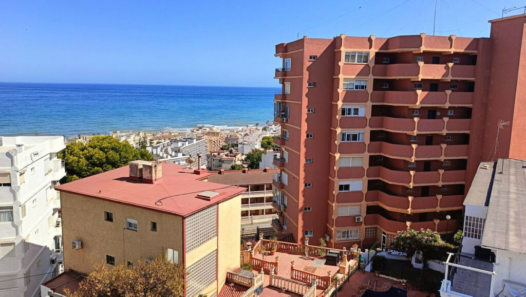 Middle Floor Apartment Torremolinos Málaga
