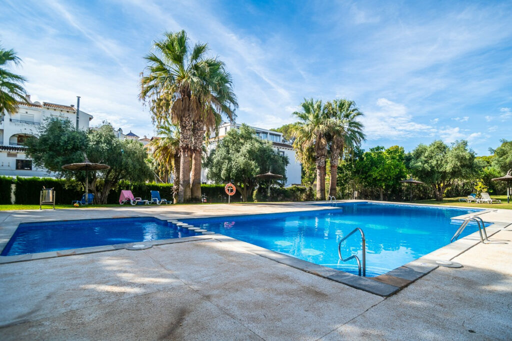 Middle Floor Apartment Villamartin Alicante