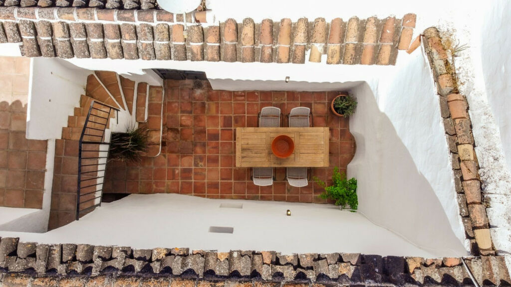Townhouse Guaro Málaga - image 2