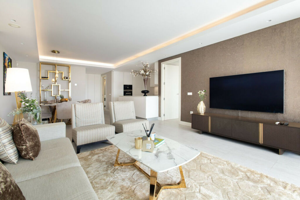 Middle Floor Apartment Nueva Andalucía Málaga