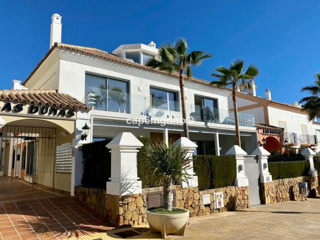 Semi-Detached House Bahía de Marbella Málaga