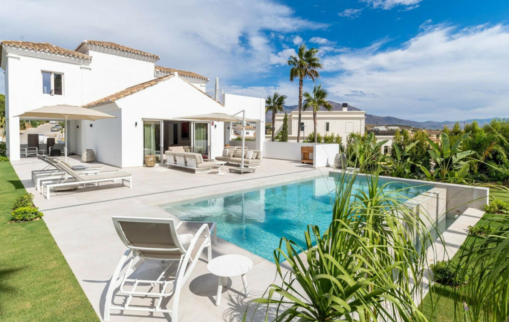 Detached Villa Manilva Málaga