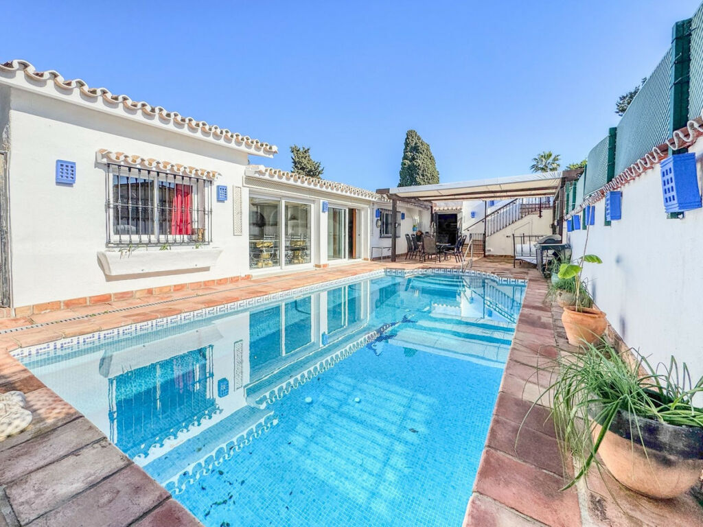Detached Villa Costalita Málaga