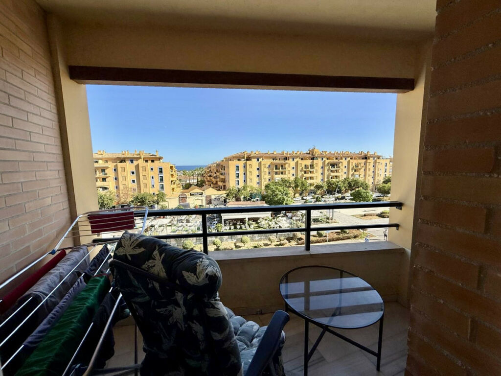 Middle Floor Apartment San Pedro de Alcántara Málaga