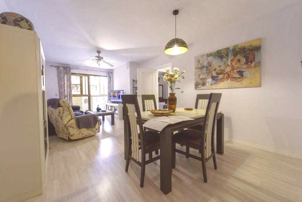 Middle Floor Apartment Fuengirola Málaga