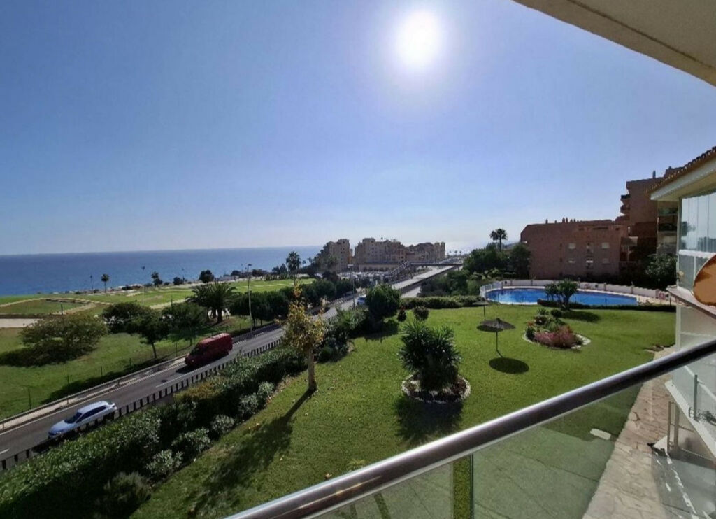 Top Floor Apartment Fuengirola Málaga