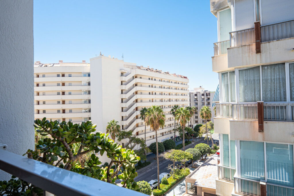 Middle Floor Apartment Marbella Málaga