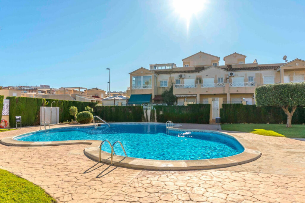 Townhouse Torrevieja Alicante