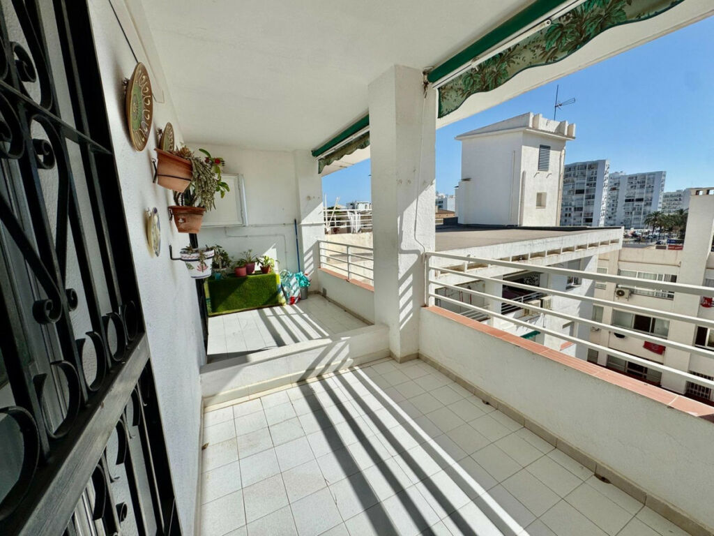 Middle Floor Apartment Benalmadena Costa Málaga