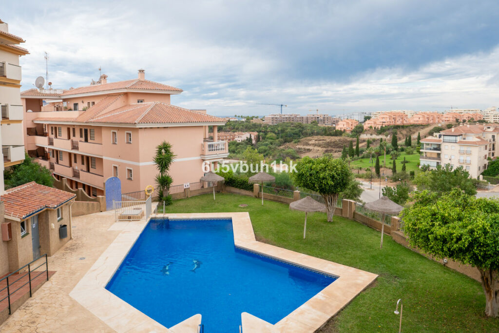 Ground Floor Apartment El Faro Málaga - image 3