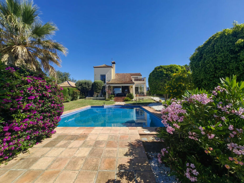 Detached Villa Estepona Málaga