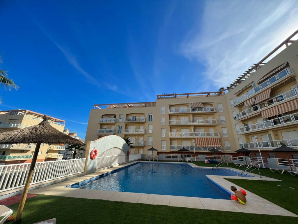 Ground Floor Apartment San Luis de Sabinillas Málaga