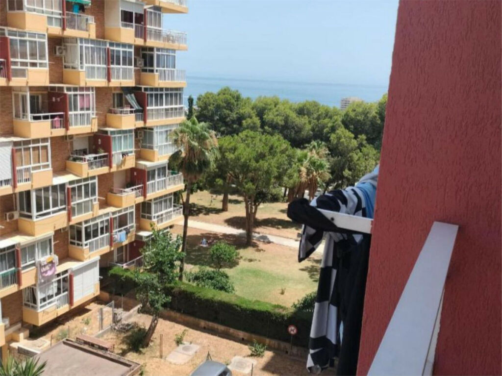 Middle Floor Apartment Benalmadena Costa Málaga