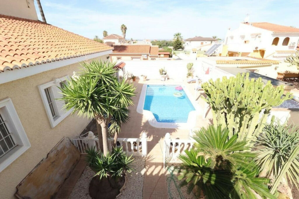 Detached Villa Torrevieja Alicante