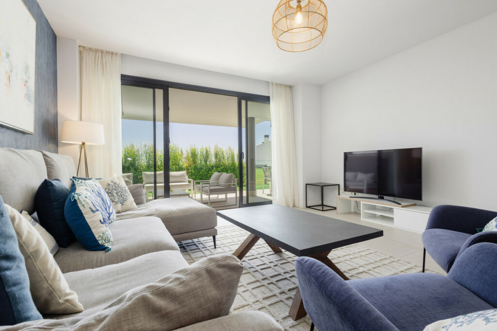 Middle Floor Apartment Estepona Málaga