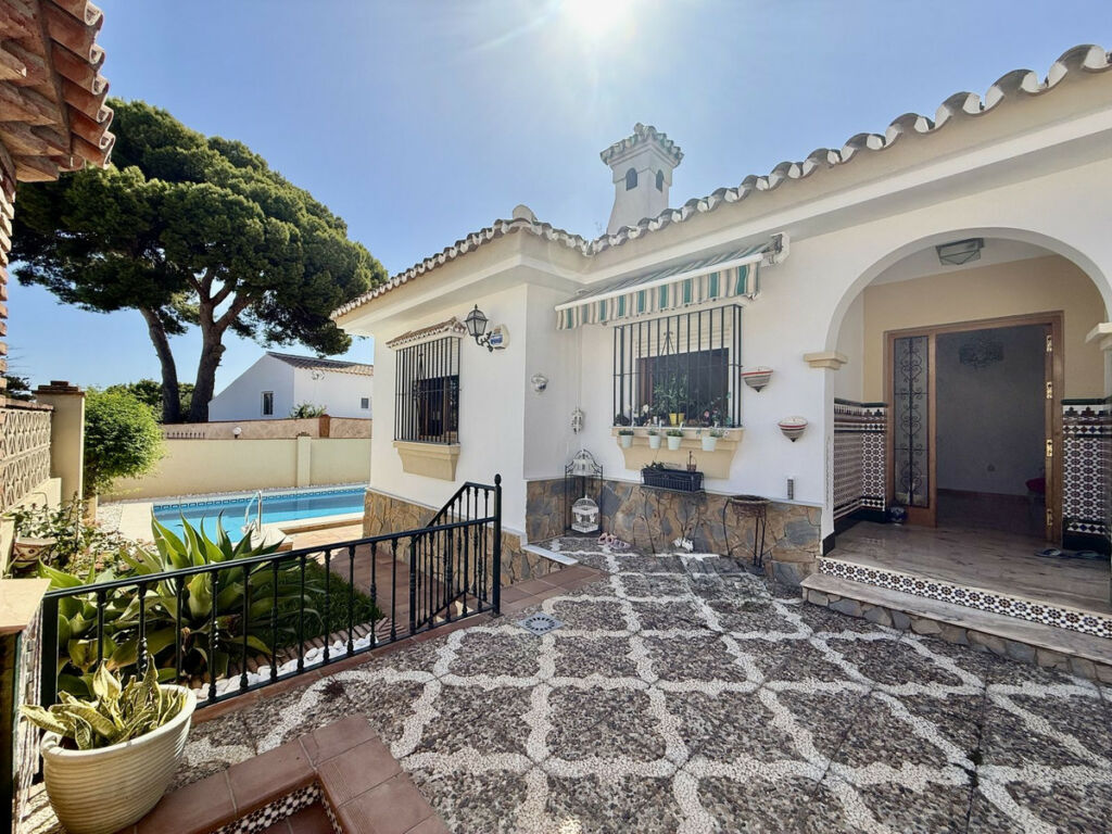 Detached Villa Benalmadena Málaga