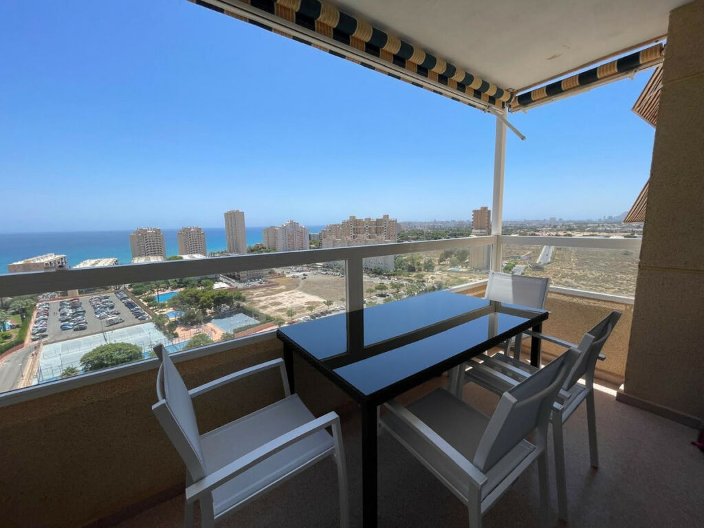 Middle Floor Apartment El Campello Alicante