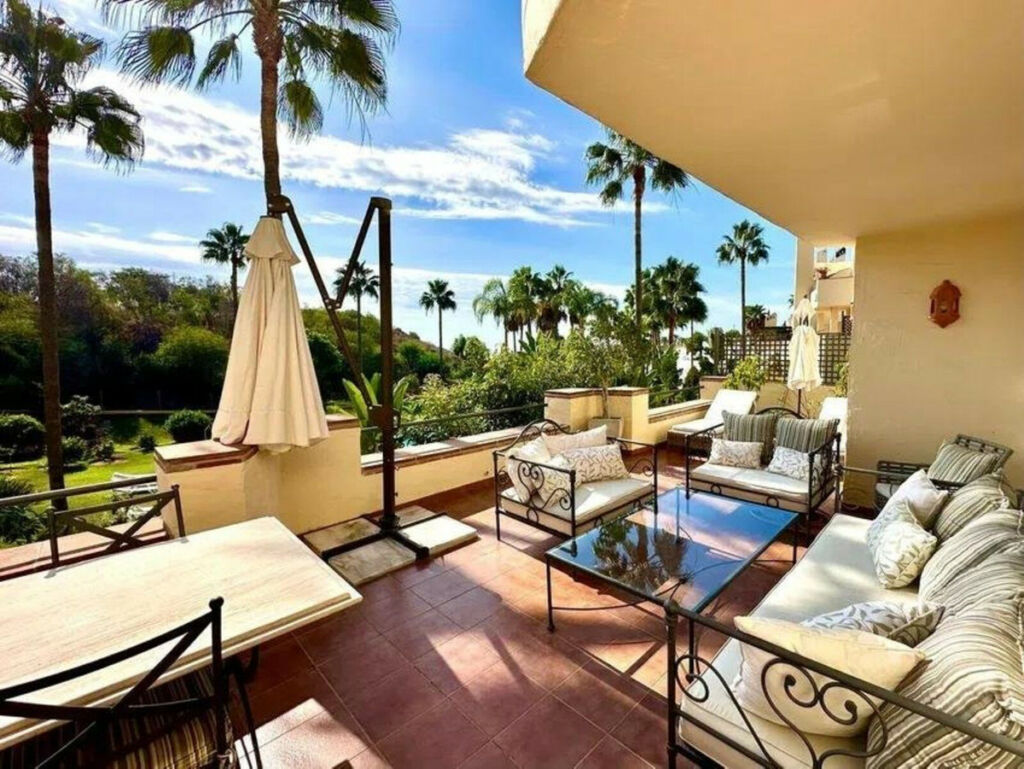Ground Floor Apartment The Golden Mile Málaga