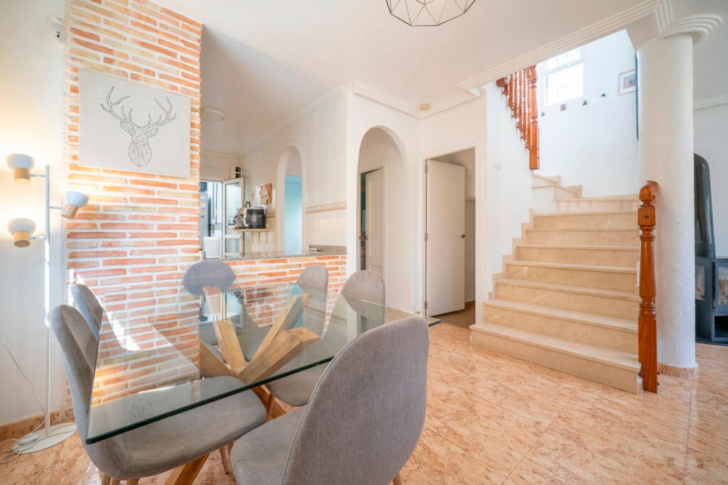 Townhouse Guardamar del Segura Alicante - image 10
