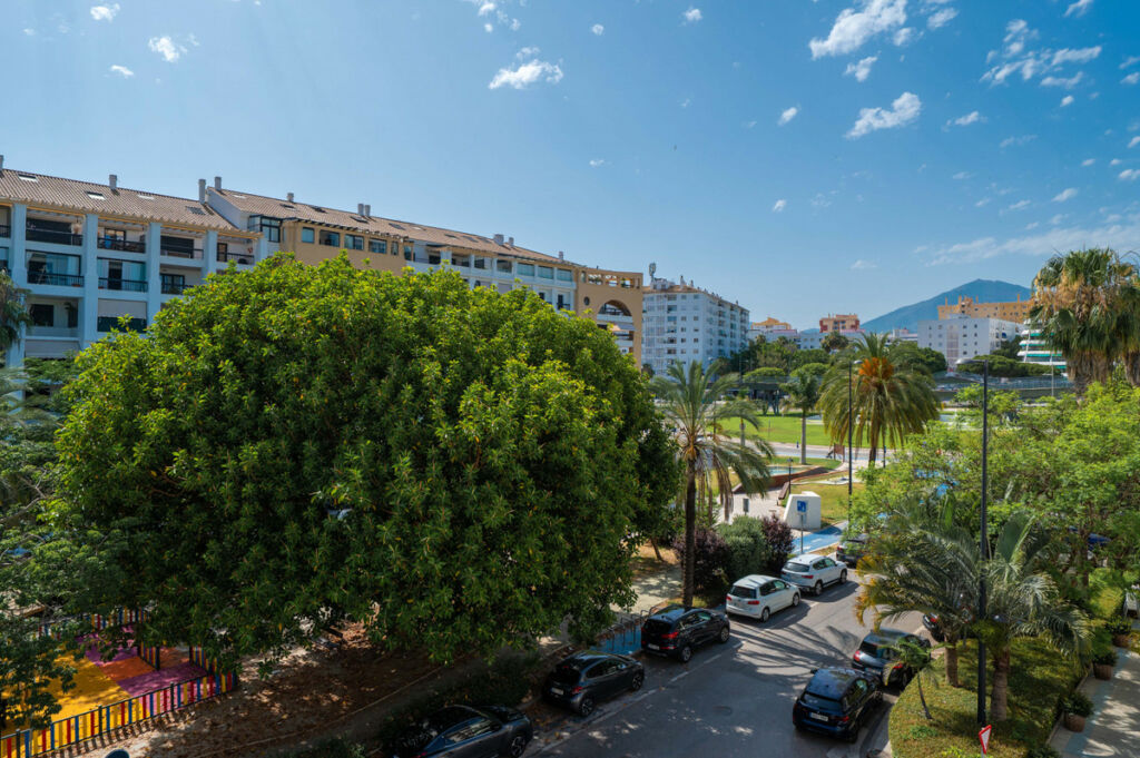 Penthouse San Pedro de Alcántara Málaga - image 10