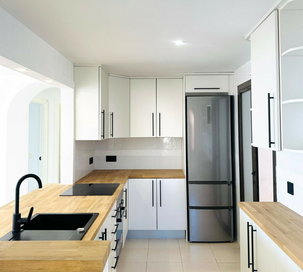 Penthouse La Duquesa Málaga - image 10