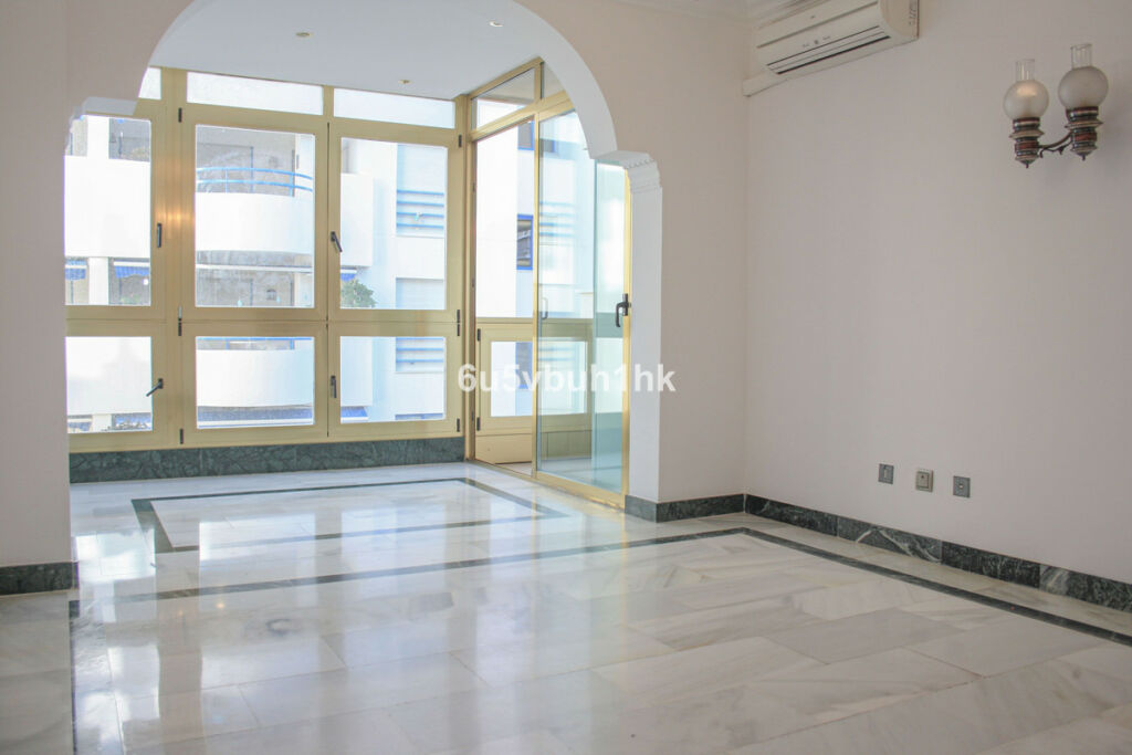 Middle Floor Apartment Marbella Málaga - image 7