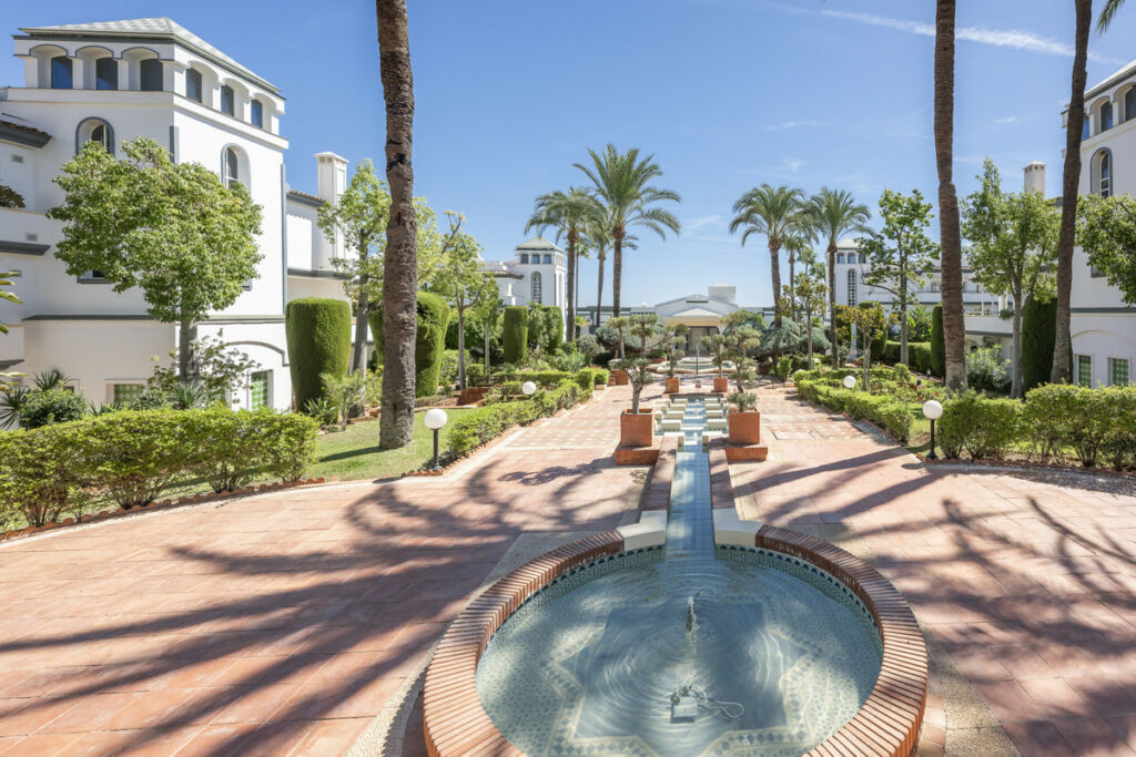 Ground Floor Apartment Estepona Málaga - image 10