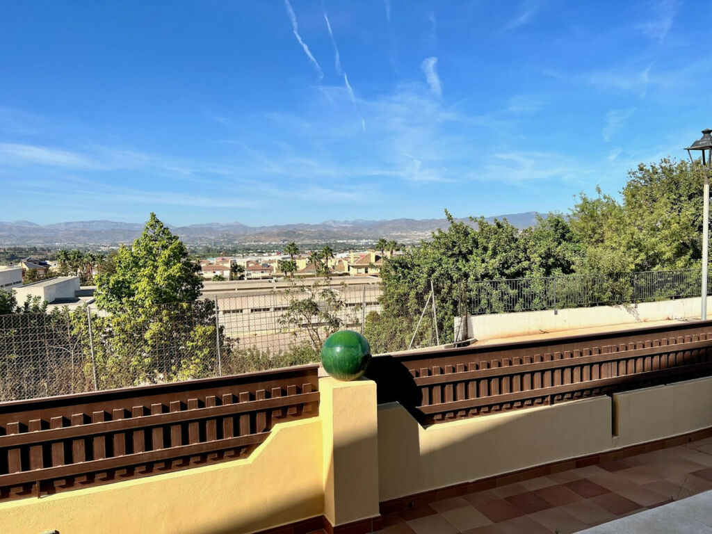 Semi-Detached House Alhaurín de la Torre Málaga - image 7