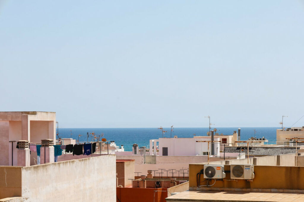 Middle Floor Apartment Torrevieja Alicante - image 10