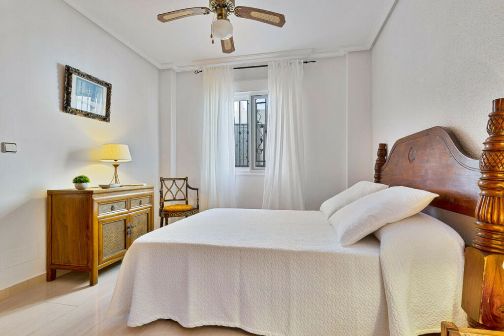 Ground Floor Apartment Fuengirola Málaga - image 10