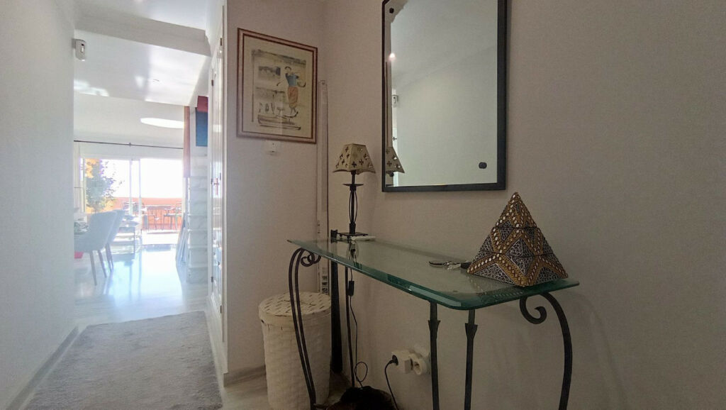 Penthouse Duplex Calahonda Málaga - image 10