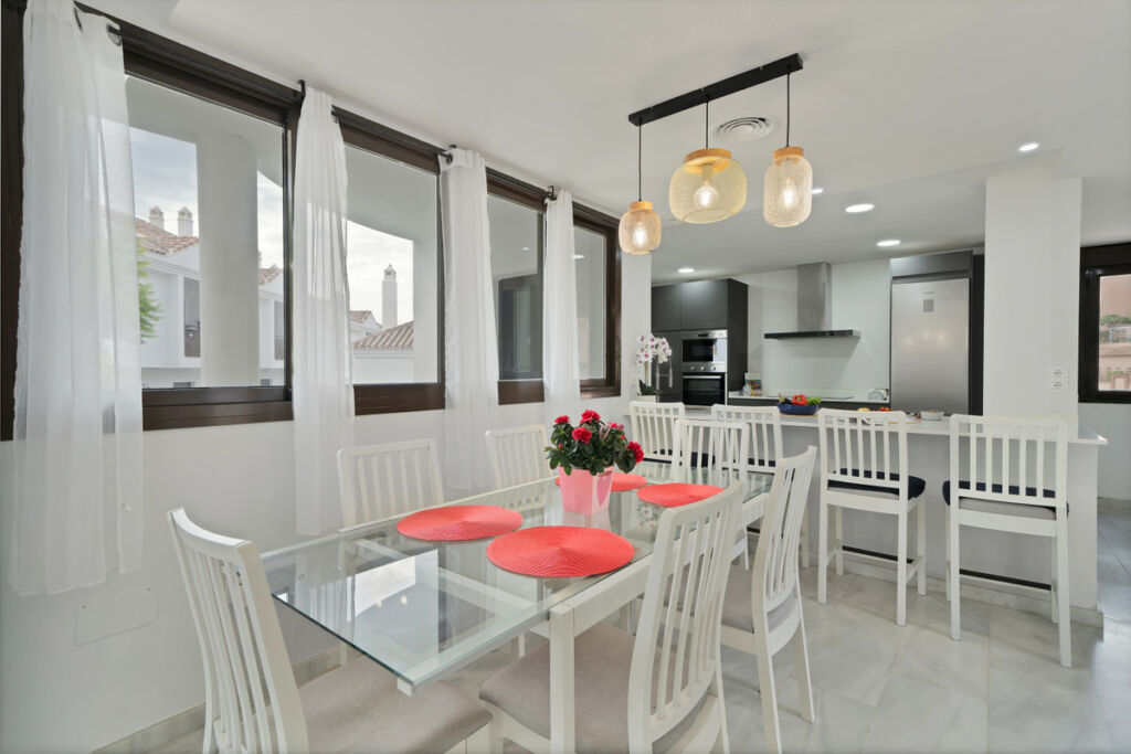 Detached Villa Riviera del Sol Málaga - image 10