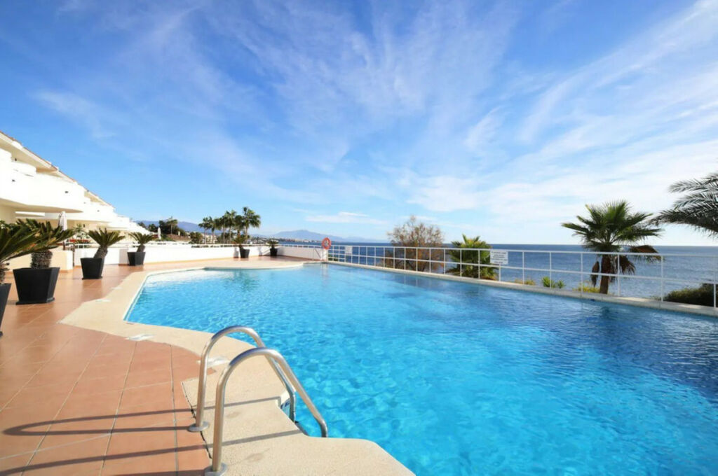 Ground Floor Apartment Estepona Málaga - image 10