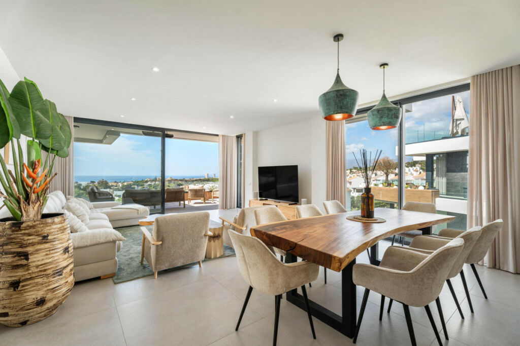 Penthouse Duplex Artola Málaga - image 10