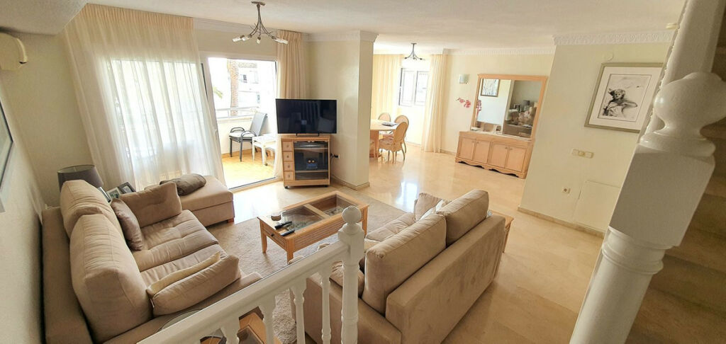 Penthouse Duplex Marbesa Málaga - image 10