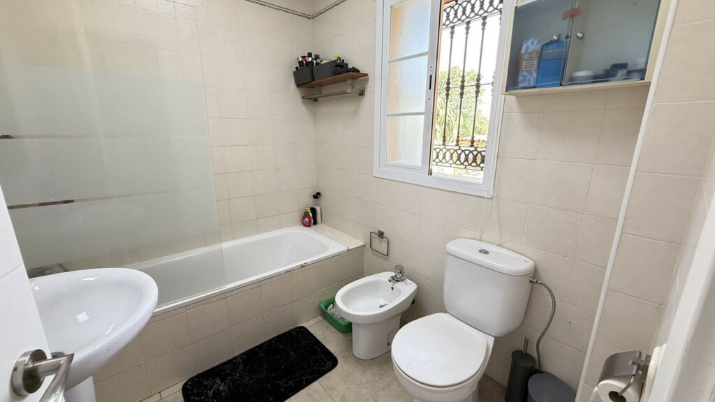 Detached Villa Alhaurín de la Torre Málaga - image 10