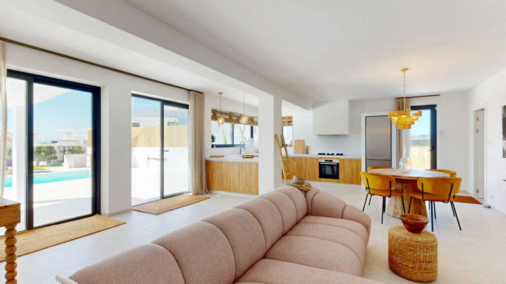 Detached Villa Estepona Málaga - image 12