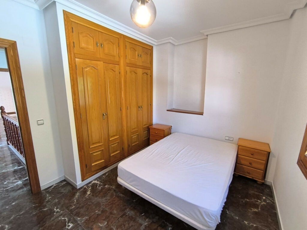Townhouse Sax Alicante - image 10