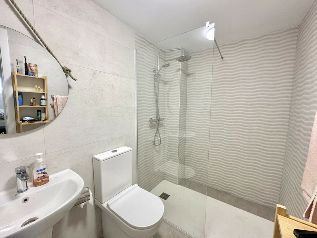 Penthouse Duplex Doña Julia Málaga - image 10