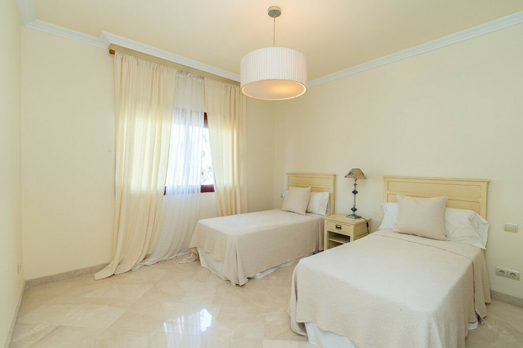 Penthouse Marbella Málaga - image 10