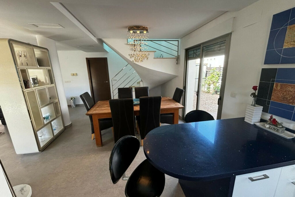 Detached Villa Cox Alicante - image 10