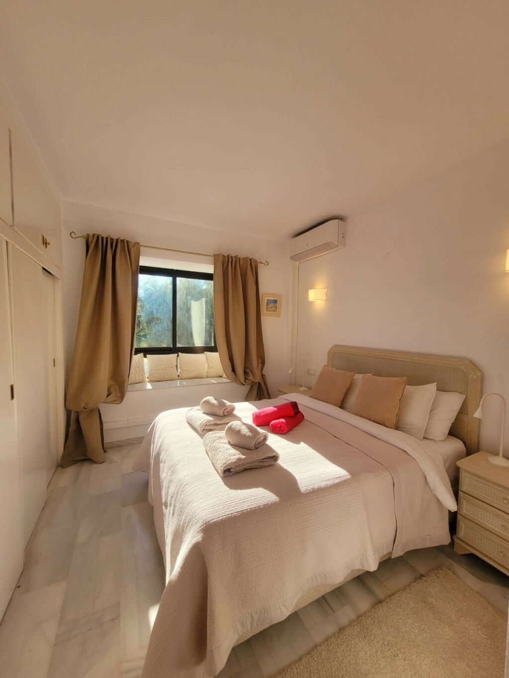 Middle Floor Apartment Calahonda Málaga - image 10