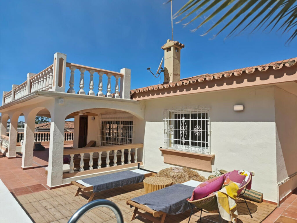 Detached Villa Nueva Andalucía Málaga - image 10